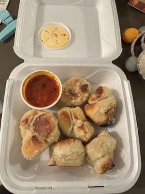 Labella's Pizzeria by null