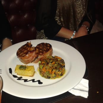 Queens - Pubs Near Me - Rosario, S