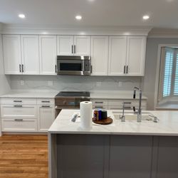 HomeSquare Pro - Professional kitchen renovation showcasing expert electrical installation and modern design solutions