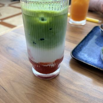 Quan Ong Sau - Strawberry matcha - Vietnamese Near Me - Everett, Washington