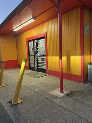 Kahuku Superette by null