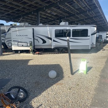 Shaded Haven RV Park - Over 3/4 of the street lights don't work. Very unsafe at night. - RV Parks Near Me - Bakersfield, California Shaded Haven RV Park - Over 3/4 of the street lights don't work. Very unsafe at night. - RV Parks Near Me - Bakersfield, California