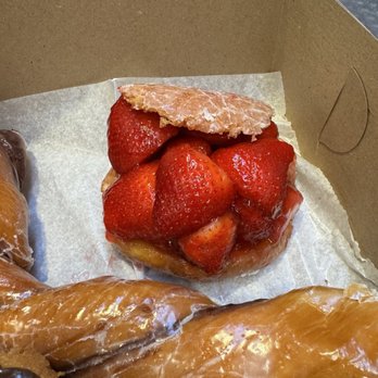 The Donut Man - Fresh Strawberry Donut - Donuts Near Me - Los Angeles, California