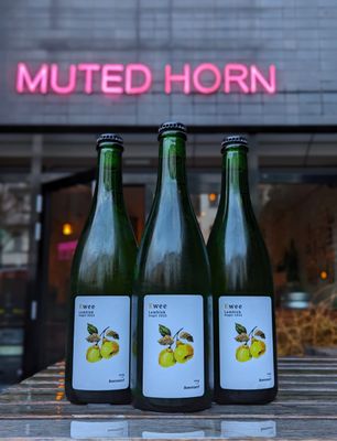 MUTED HORN by null