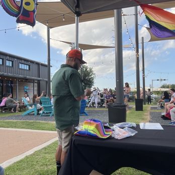 Frost Town Brewing - Booth - Brewpubs Near Me - Houston, Texas