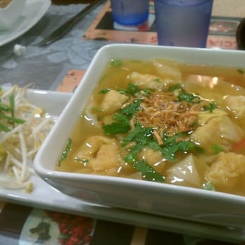 Pho 21 - Wonton Noodle Soup - Vietnamese Near Me - Canoga Park, California