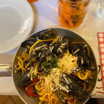 Tonnarello - Tonnarello con cozze, pecorino e pachino - Desserts Near Me - Rome, RM Tonnarello - Tonnarello con cozze, pecorino e pachino - Desserts Near Me - Rome, RM
