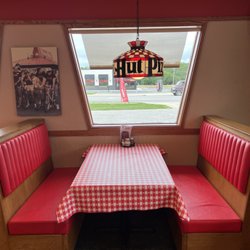 Pizza Hut - It he perfect place for pizza