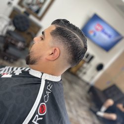 The Den Barbershop - Mid skin fade combover