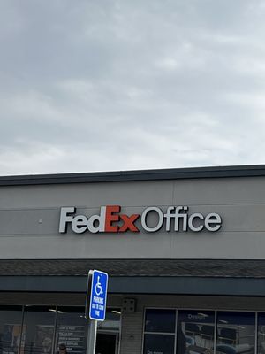 FEDEX OFFICE PRINT & SHIP CENTER - Updated November 2025 - 2588 N