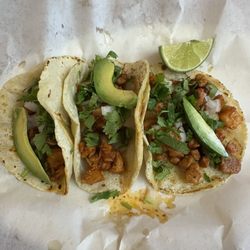 Tacos Carrillo - Tacos Al pastor