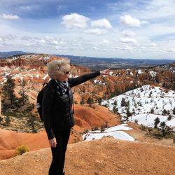 Canyon Fever Guides - A little snow left on the Queen's Garden