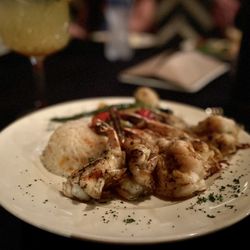 Roasted Grill & Bar - Camarones ajo