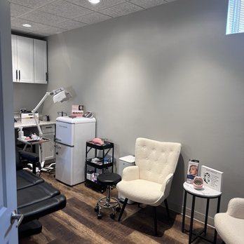 Treat Yourself Aesthetic Studio - Medical Spas Near Me - Rockford, Illinois Treat Yourself Aesthetic Studio - Medical Spas Near Me - Rockford, Illinois