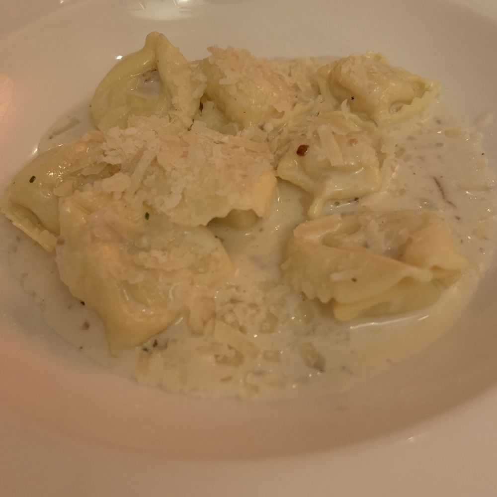 D'Floret - Special tortellini in a cream sauce - New American Near Me - Lambertville, New Jersey