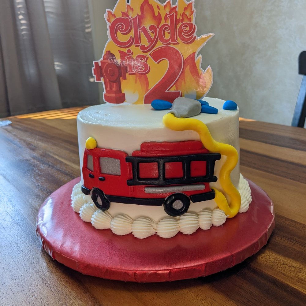 Firetruck cake Firetruck cake