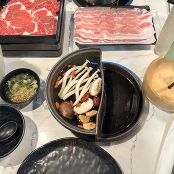 Top Pot - Hot Pot Near Me - Pacifica, California