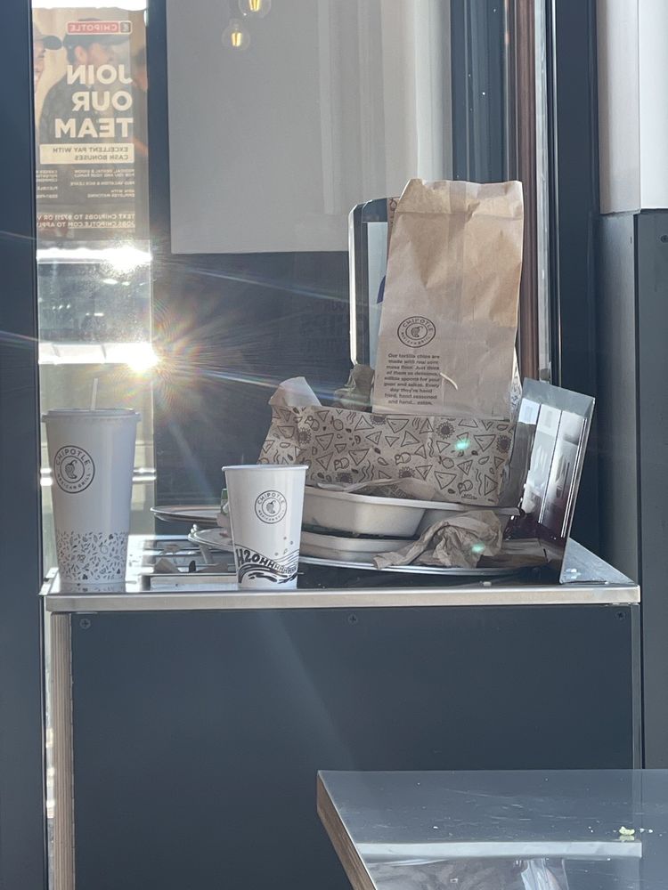 CHIPOTLE MEXICAN GRILL Updated March 2024 937 N Green St