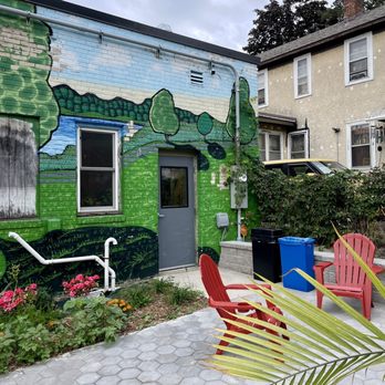 SunBean Coffee - Exterior patio 2024 - Coffee & Tea Near Me - Minneapolis, Minnesota