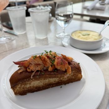 RH Rooftop Restaurant at RH Oklahoma City - Lobster roll - Breakfast & Brunch Near Me - Oklahoma City, Oklahoma