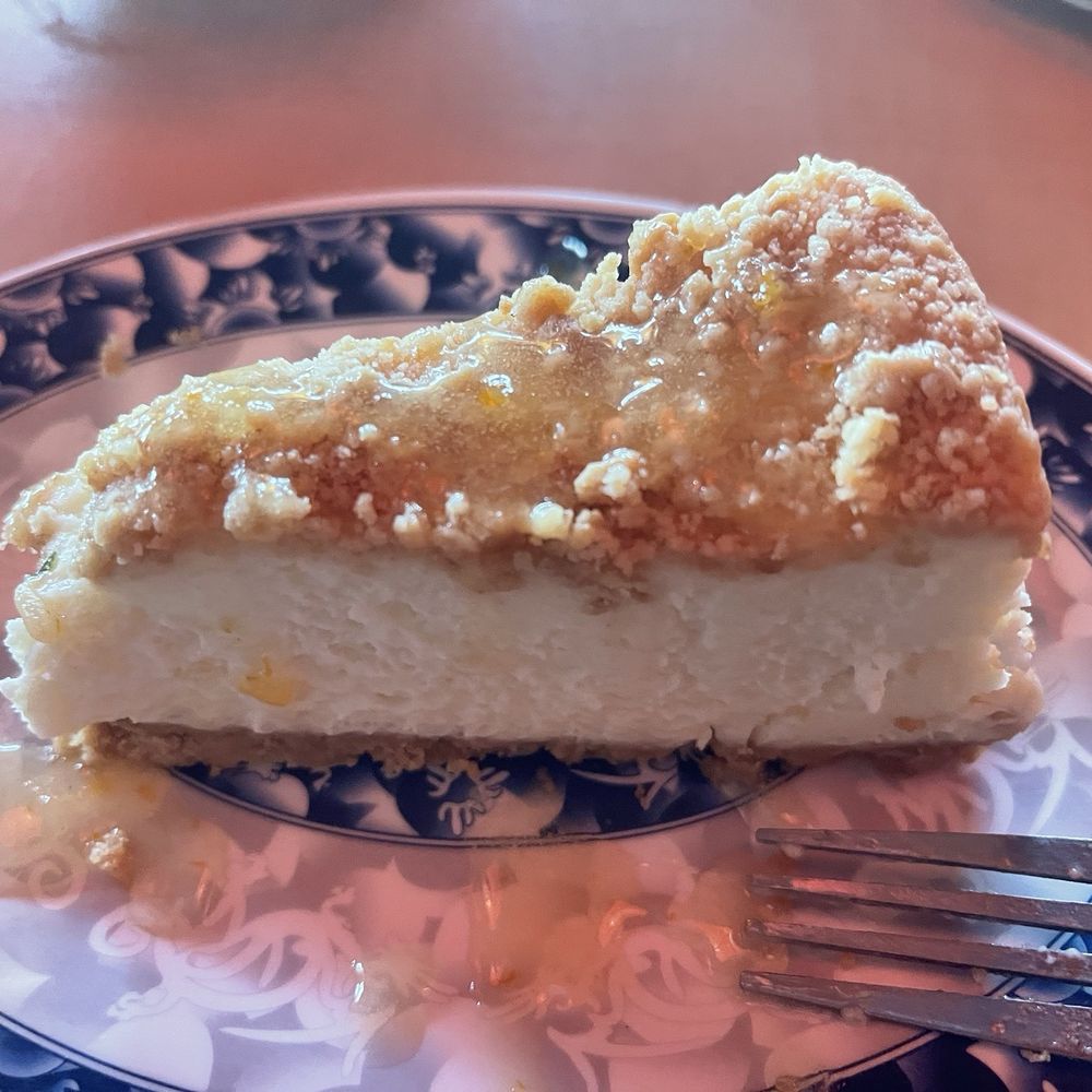 Fong's Pizza - Yuzu Cheesecake - Pizza Near Me - Des Moines, Iowa