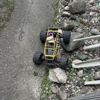 R/C Car Kings - Nitro R/C back up and running with the guidance of the staff! - Hobby Shops Near Me - Burnsville, Minnesota R/C Car Kings - Nitro R/C back up and running with the guidance of the staff! - Hobby Shops Near Me - Burnsville, Minnesota