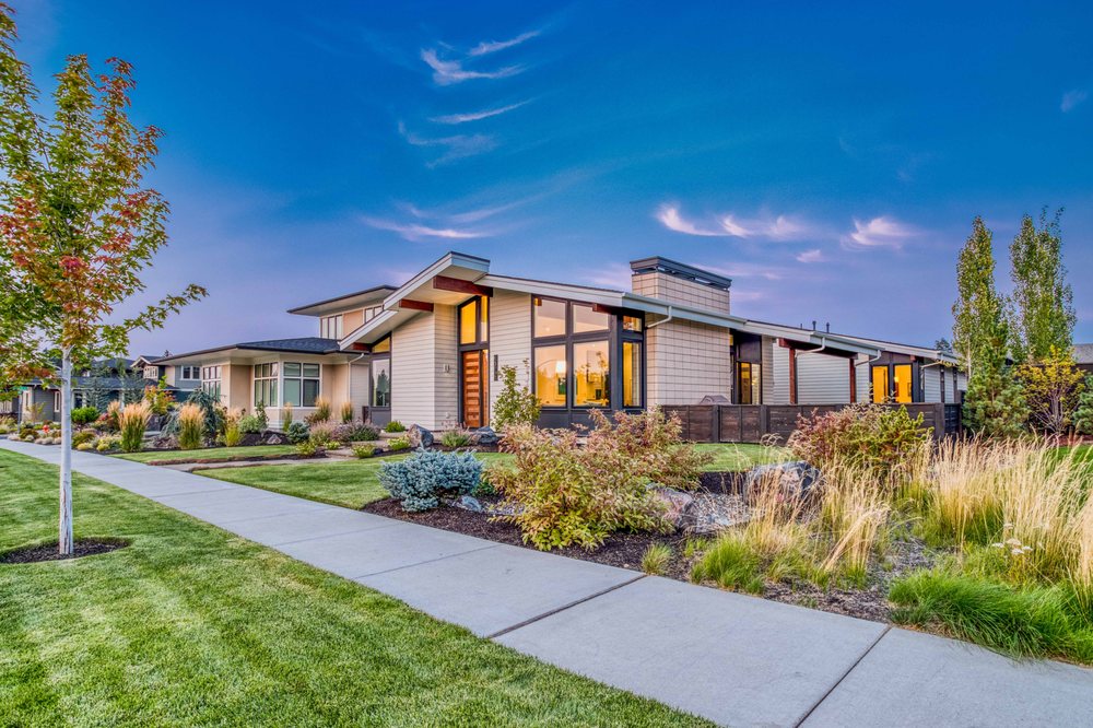 CASCADE REAL ESTATE PHOTOGRAPHY Updated March 2024 17 Photos Bend