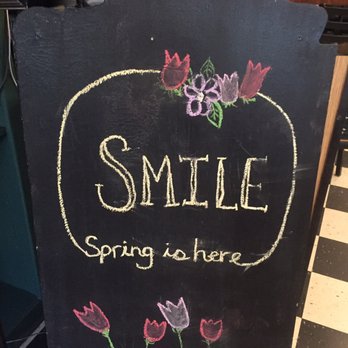 Leo's Ristorante - So cute! - Pizza Near Me - Bristol, Rhode Island