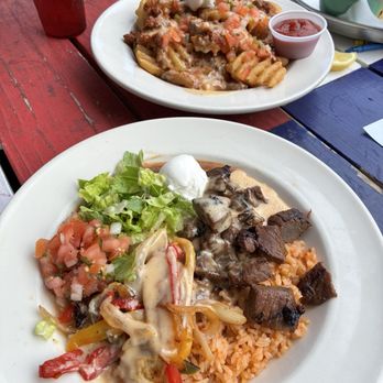 El Jefe Texican Cantina - Burrito Bowl with ribeye - Tex-Mex Near Me - Charleston, South Carolina El Jefe Texican Cantina - Burrito Bowl with ribeye - Tex-Mex Near Me - Charleston, South Carolina