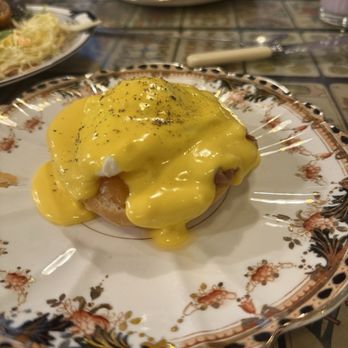 Coromandel - Eggs Benedict with salmon. - Italian Near Me - Rome, RM Coromandel - Eggs Benedict with salmon. - Italian Near Me - Rome, RM