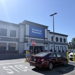 Walmart Supercenter - Entrance