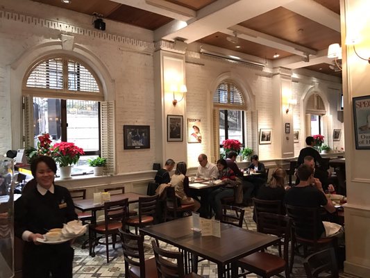 The Foreign Correspondents’ Club, Hong Kong by null