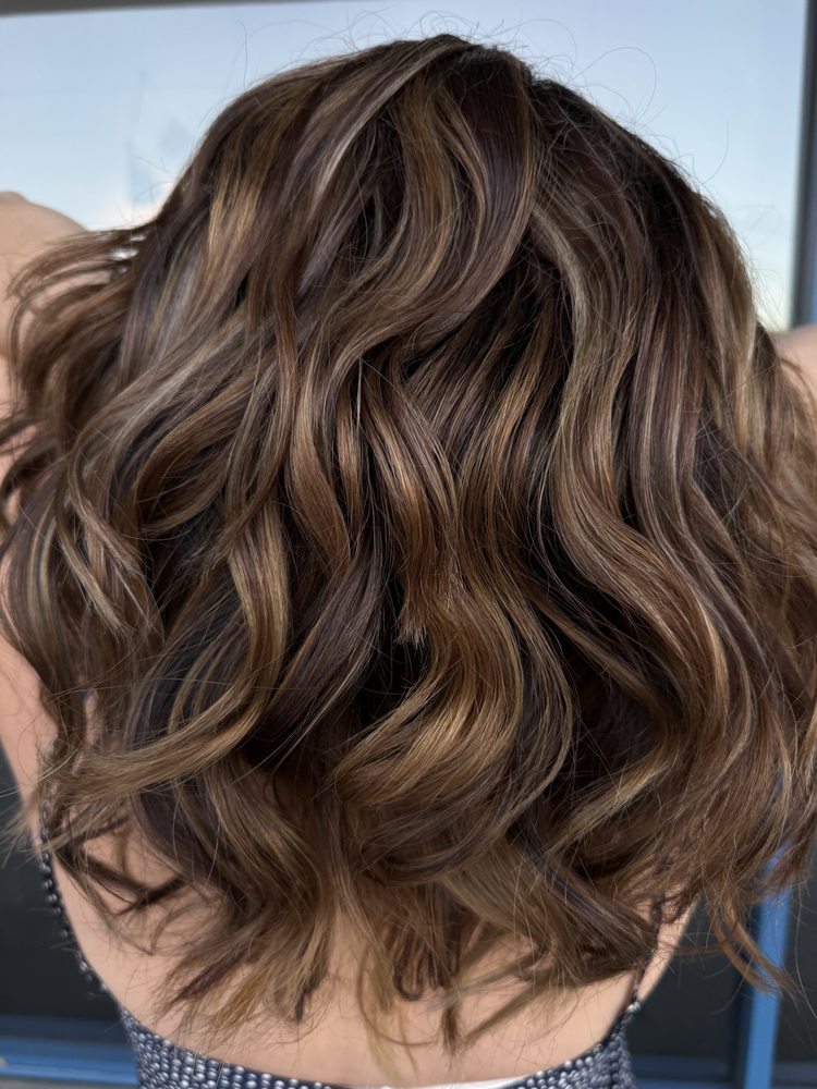 Hair by Dona Logo