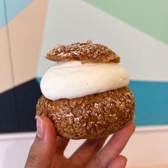 Beta5 Chocolates - Vanilla cream puff - Chocolatiers & Shops Near Me - Vancouver, British Columbia