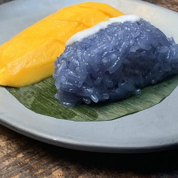 Wayla - Dessert. Sweet sticky rice with mango - Thai Near Me - New York, New York Wayla - Dessert. Sweet sticky rice with mango - Thai Near Me - New York, New York