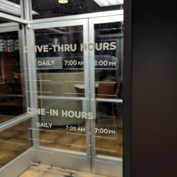 Taco Bell - The actual business hours - Fast Food Near Me - Saint Louis, Missouri