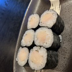 Island Sushi - White tuna roll