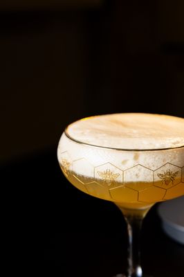 Queen Jayne’s Lounge & Royal Drinkery by null