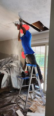 Melton Plumbing Logo