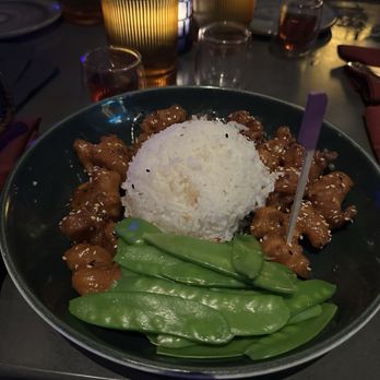 The Blue Dragon - Orange chicken - Pan Asian Near Me - Orlando, Florida The Blue Dragon - Orange chicken - Pan Asian Near Me - Orlando, Florida
