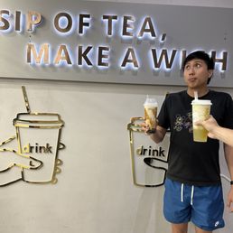 Honeydew slushie  matcha tea