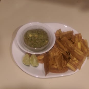 Empanada Mama - Hell's Kitchen - Plantain Chips with Guacamole and lime - Latin American Near Me - New York, New York