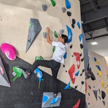 RockHaus Climbing - Rock Climbing Near Me - Vaughan, Ontario RockHaus Climbing - Rock Climbing Near Me - Vaughan, Ontario