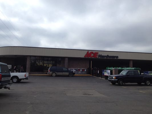 HASTINGS ACE HARDWARE - Updated October 2025 - 20 Reviews - 200 S