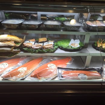Nate'n Al's - Whole smoked fish, large and small, in addition to the salmon fillet - Delis Near Me - Beverly Hills, California