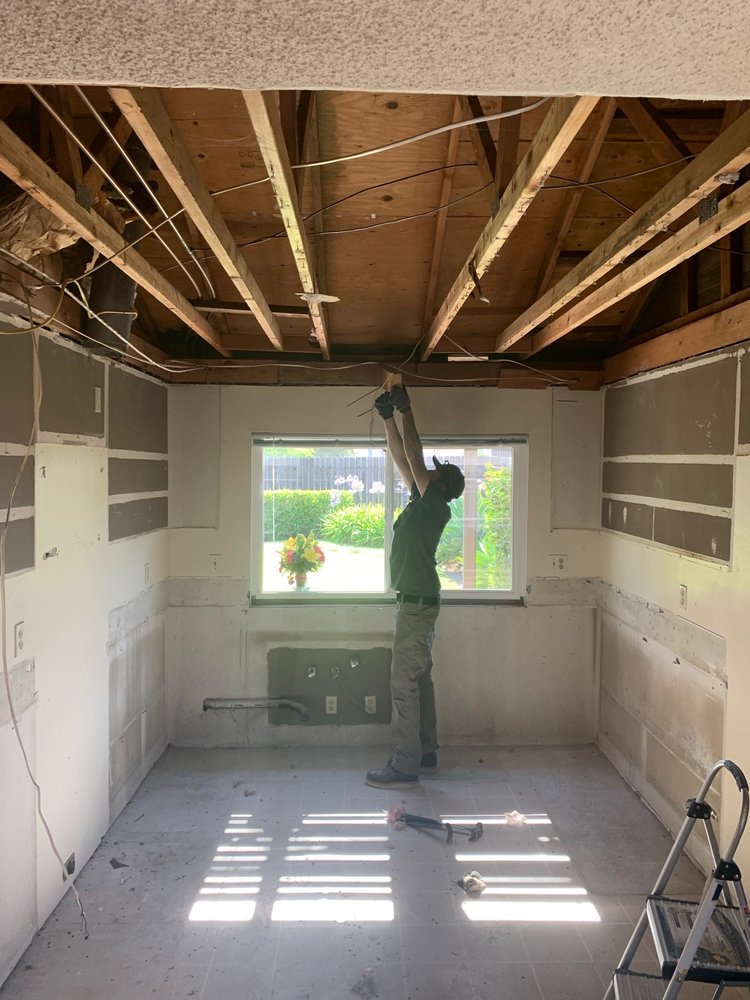 Slide of Silvey Handyman Services