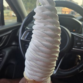 Cobbs Drive-In - Large vanilla cone - Ice Cream & Frozen Yogurt Near Me - Sandusky, Ohio