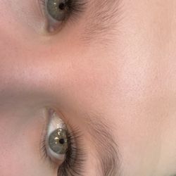 Envy Beauty Lounge - Lashes