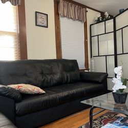 Red Sun Salon & Day Spa - Waiting area
