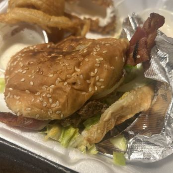 Chef Dro El Toxico - Bacon Cheeseburger - Food Trucks Near Me
